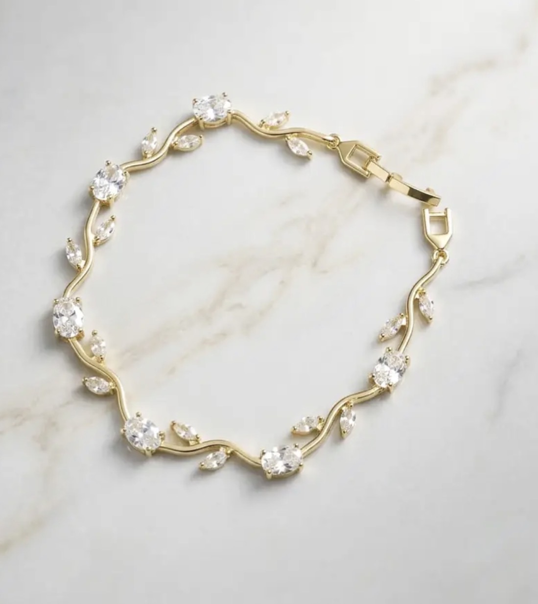 Tulip bracelet- white 